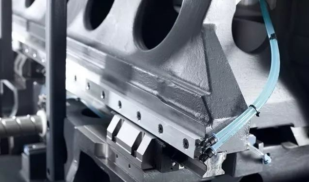 【兆恒機械】哪些原因會導致CNC加工零加磨損？